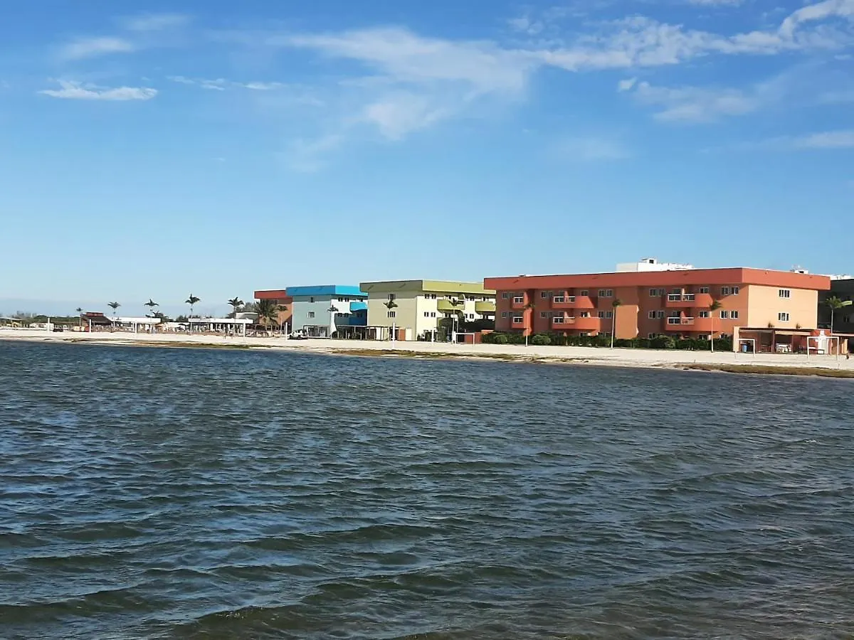 Golden Lake Resort - Apart Hotel - Arraial Do Cabo 0*,  Brasil